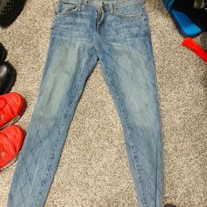 Current Elliot Stiletto in a quilted look